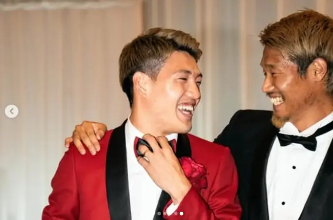 堂安律と嫁との馴れ初めの真相！結婚式までの7年越し恋物語！